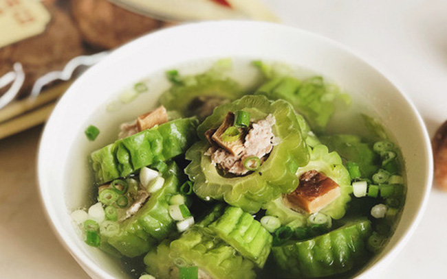 Mướp đắng có nhiều tác dụng tốt nhưng 4 nhóm người đại kỵ không nên ăn - Ảnh 2.