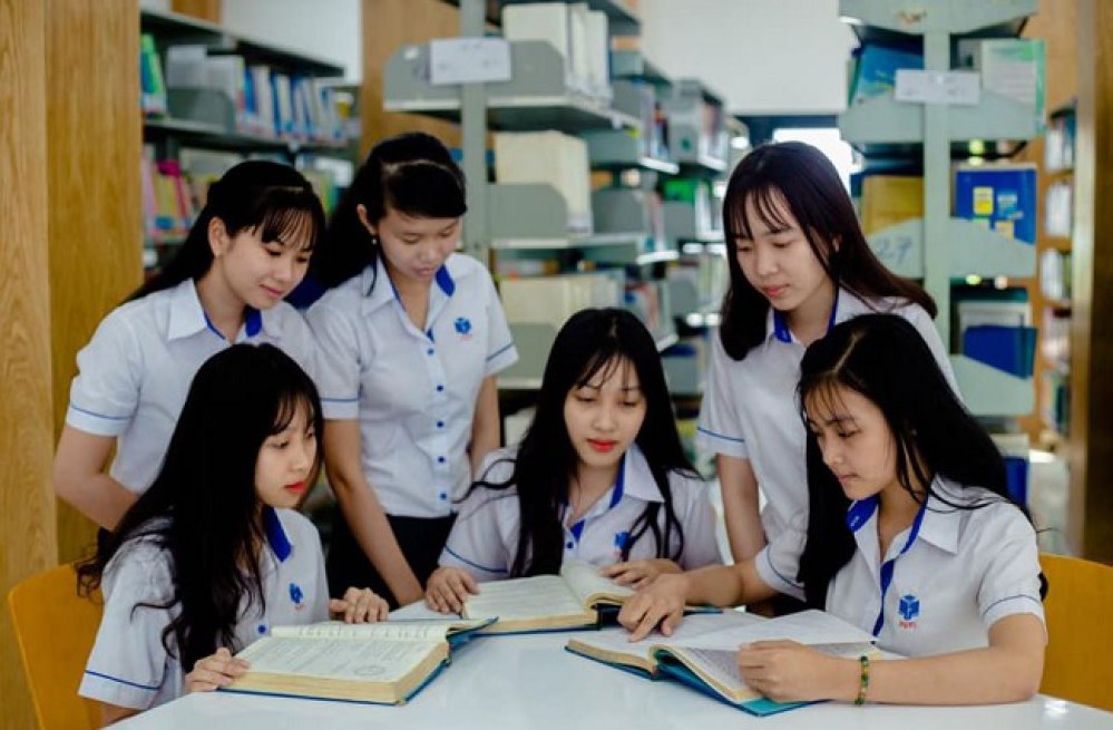 Tuyển sinh vượt chỉ tiêu, trường đại học sẽ bị phạt